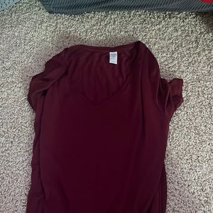Old navy maroon shirt short sleeve